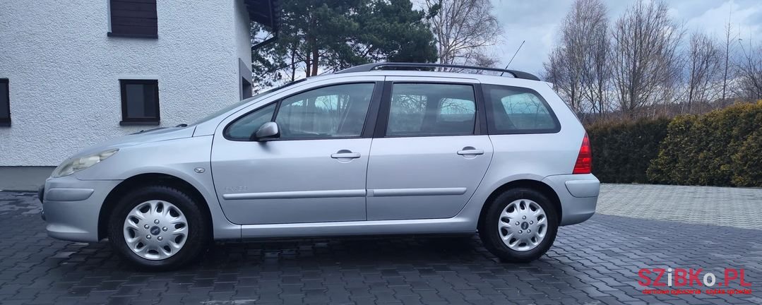 2008' Peugeot 307 photo #4