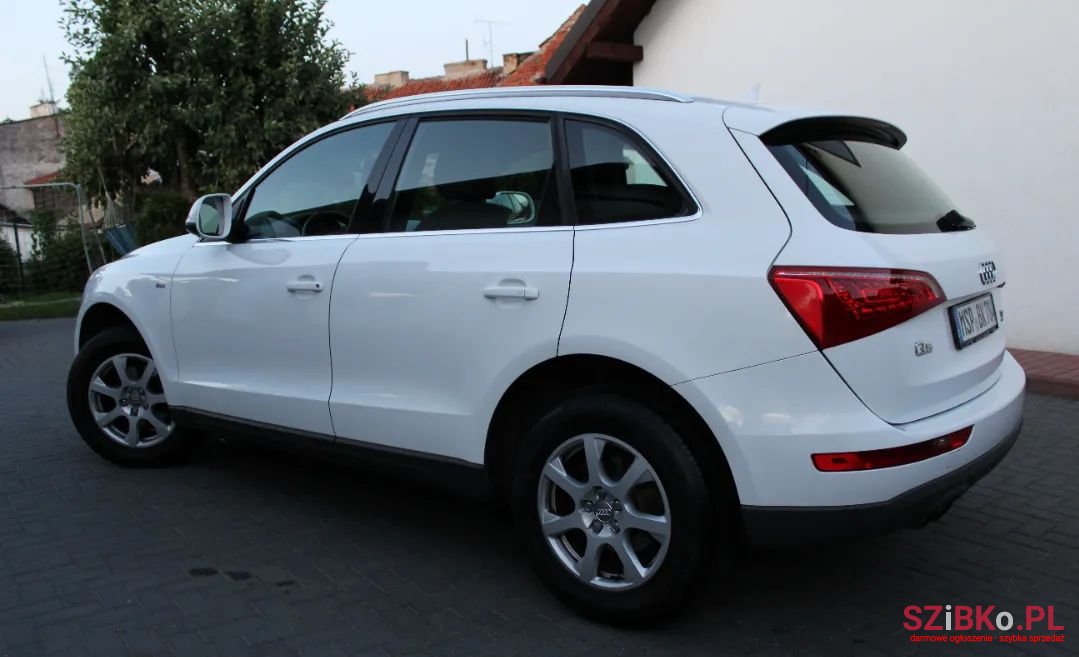 2010' Audi Q5 photo #3