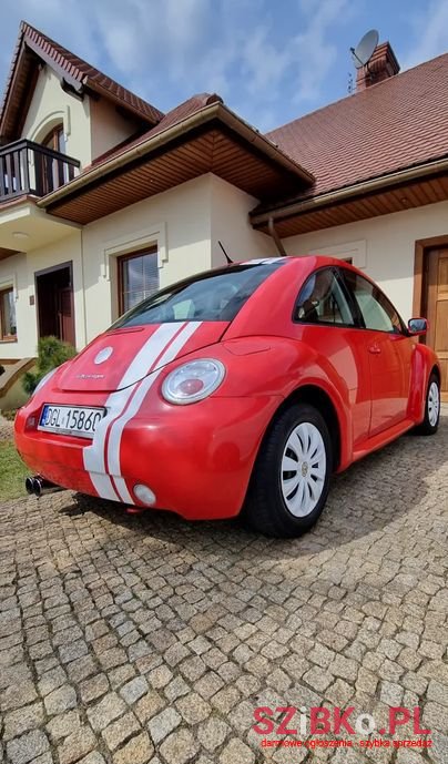 2002' Volkswagen New Beetle photo #2