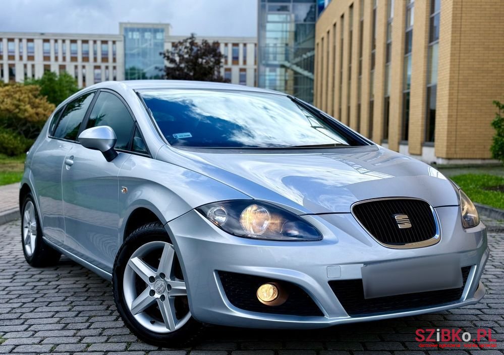 2011' SEAT Leon 1.6 Tdi Sport photo #2