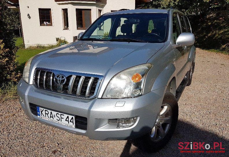 2008' Toyota Land Cruiser photo #3