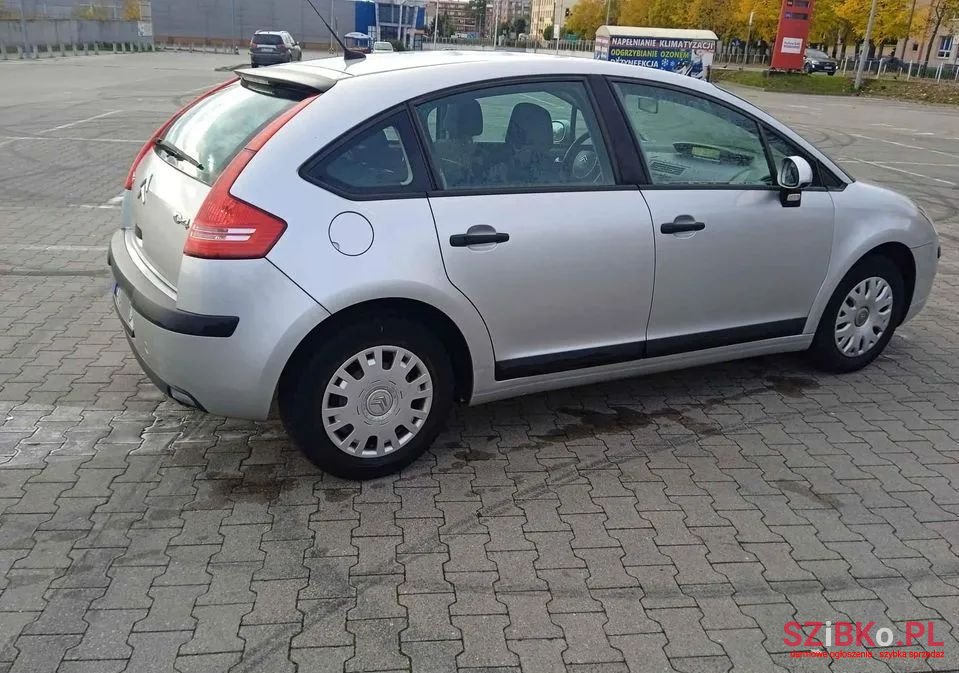 2006' Citroen C4 photo #3