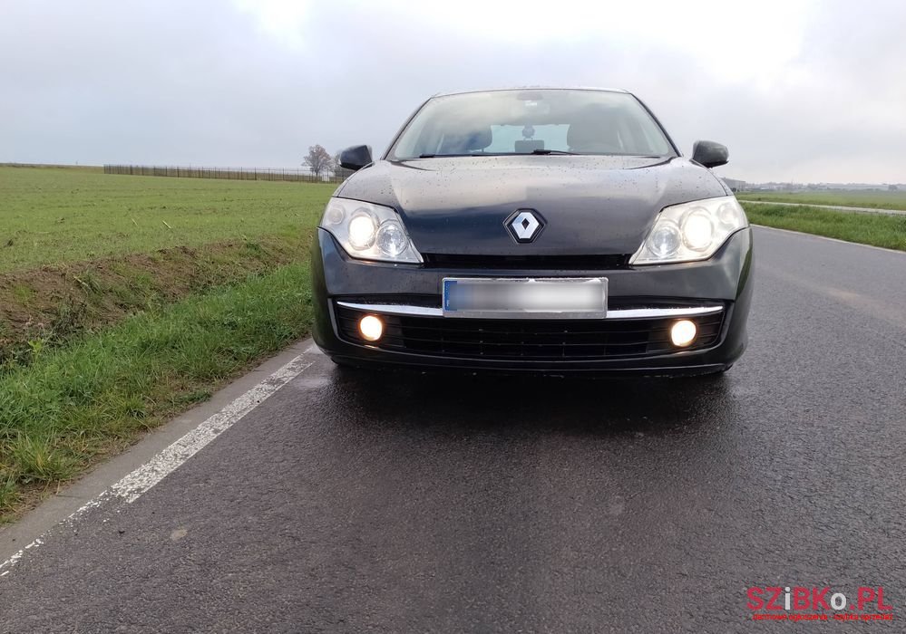 2008' Renault Laguna photo #3