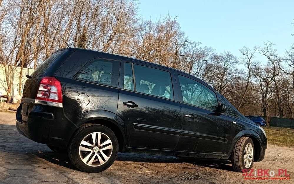 2008' Opel Zafira 1.7 Cdti Cosmo photo #2