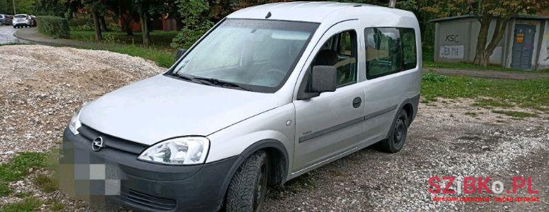 2009' Opel Combo photo #1