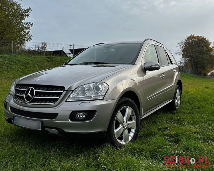 2008' Mercedes-Benz Ml 320 Cdi 4-Matic photo #1