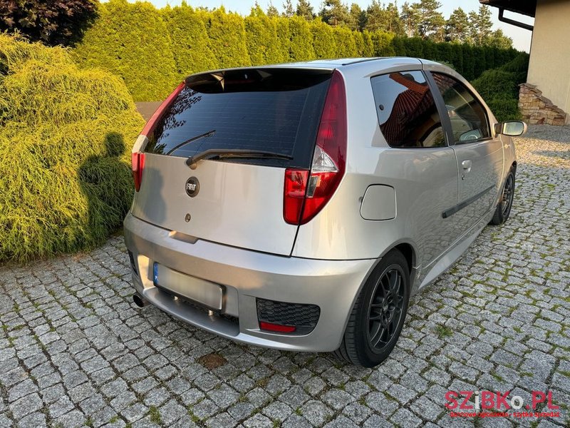 2005' Fiat Punto 16V Hgt photo #2