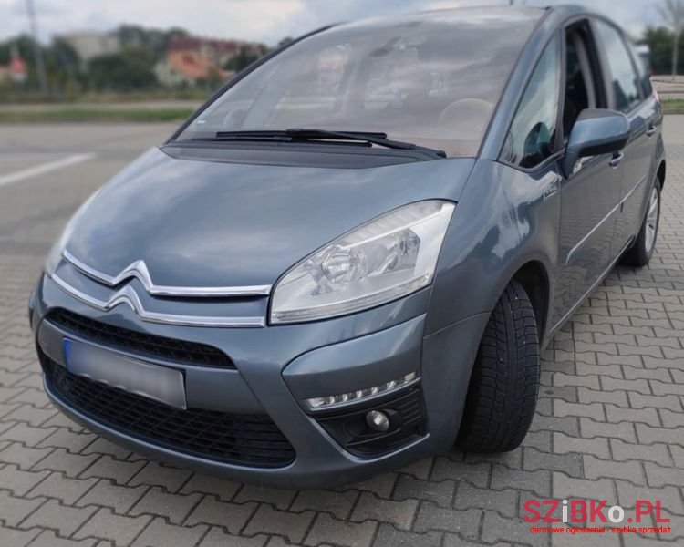 2012' Citroen C4 Picasso photo #1