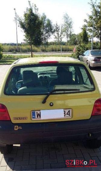 2000' Renault Twingo photo #2