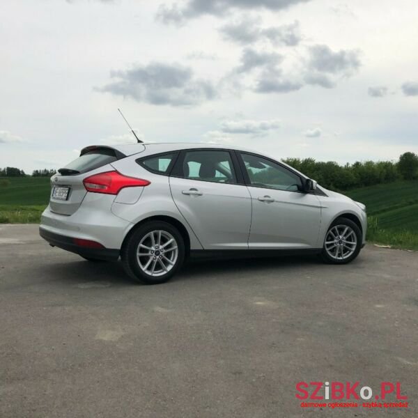2017' Ford Focus photo #2