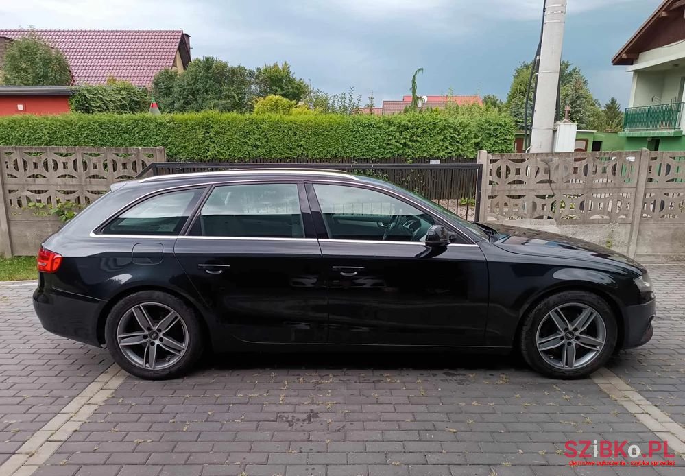 2010' Audi A4 2.0 Tdi E photo #6