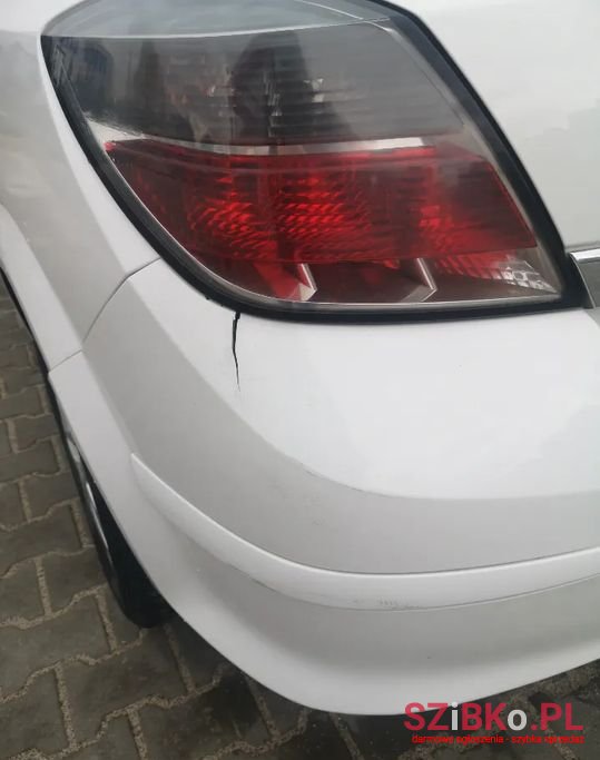 2009' Opel Astra photo #4