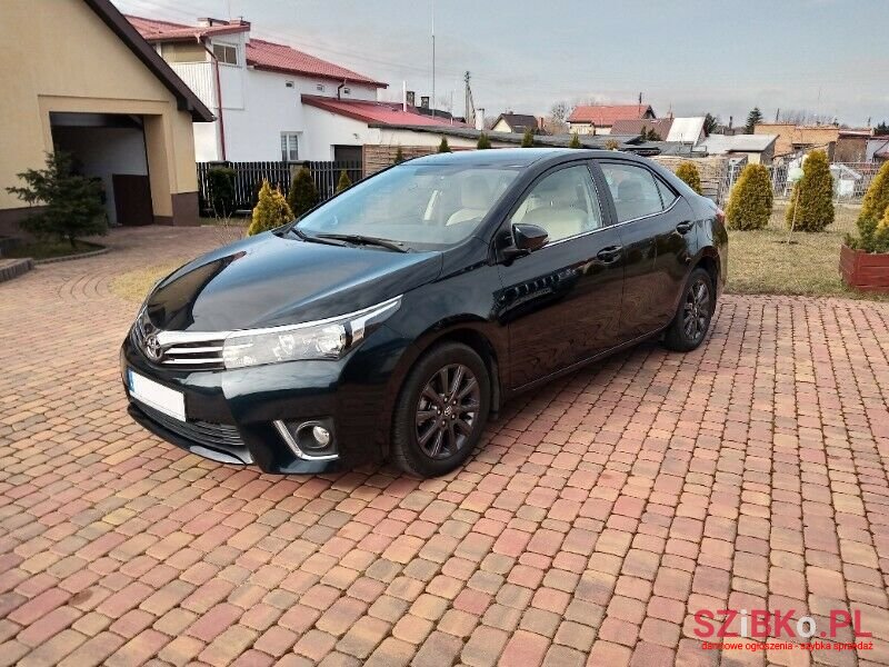 2016' Toyota Corolla photo #2