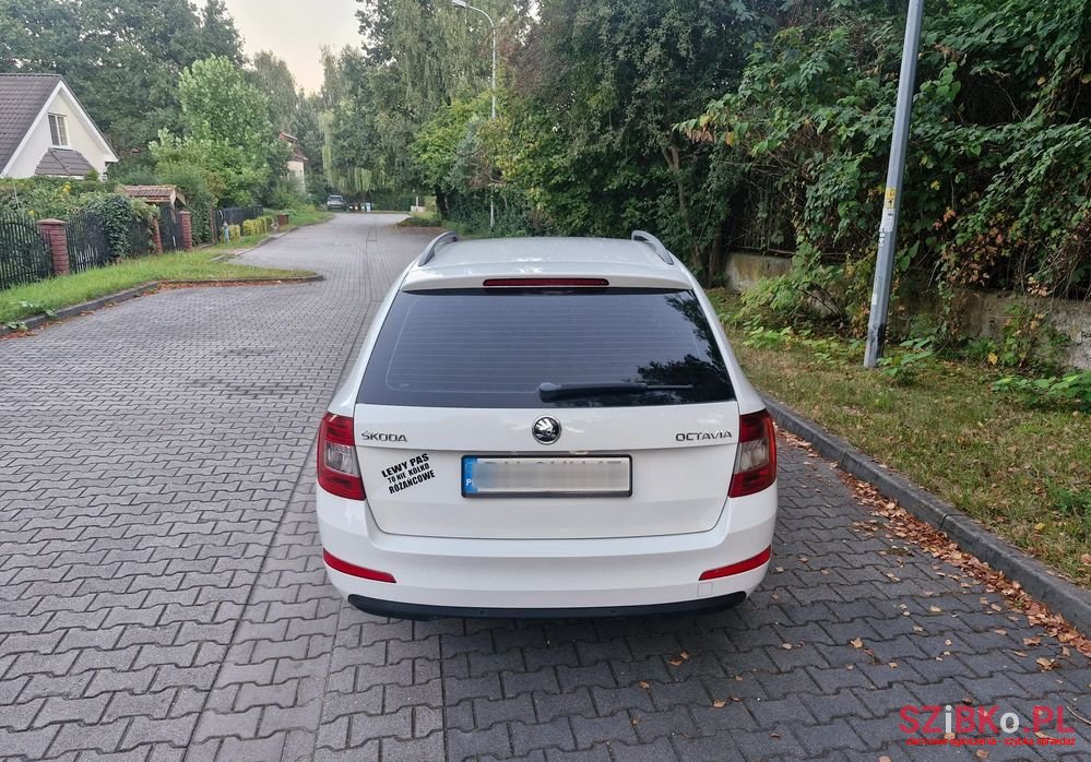 2015' Skoda Octavia photo #3