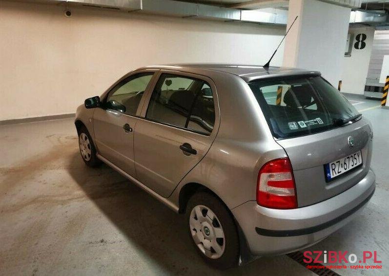 2007' Skoda Fabia photo #1
