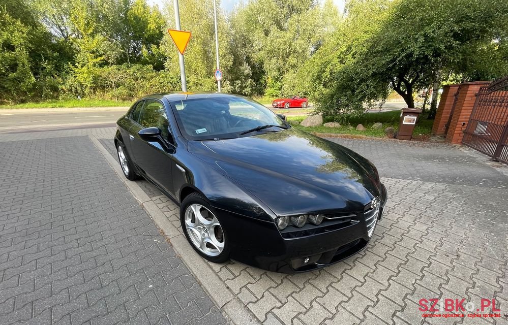 2006' Alfa Romeo Brera photo #2