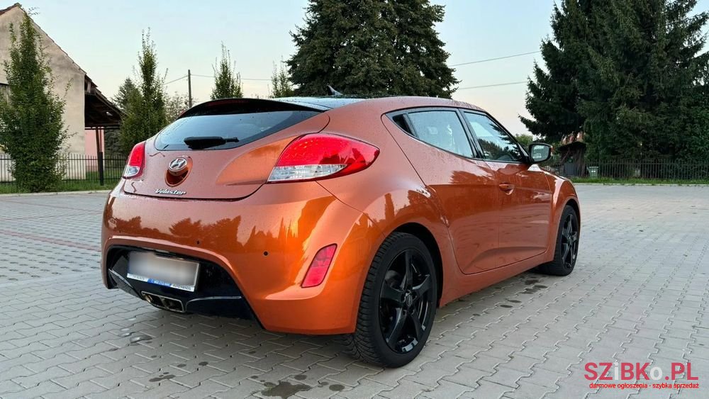 2015' Hyundai Veloster 1.6 Gdi Premium photo #3