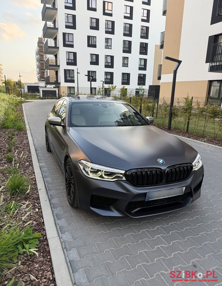 2018' BMW 5 Series photo #1