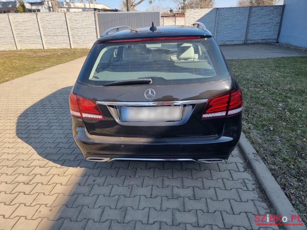 2015' Mercedes-Benz E-Class photo #3