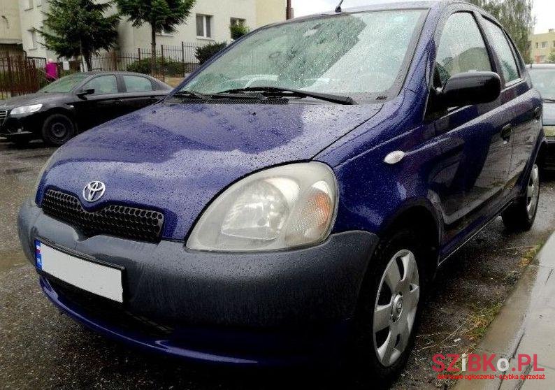 2000' Toyota Yaris photo #1