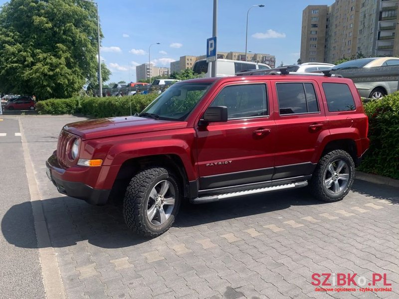 2017' Jeep Patriot photo #2