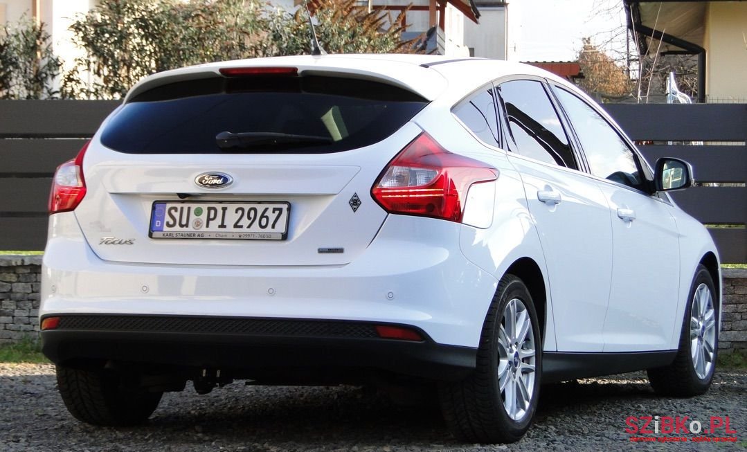 2013' Ford Focus photo #5