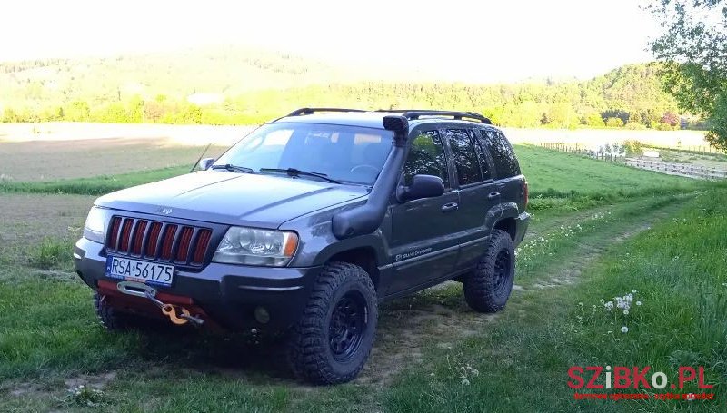 2004' Jeep Grand Cherokee photo #3