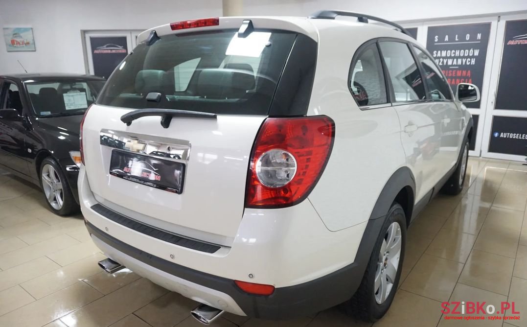 2009' Chevrolet Captiva photo #4