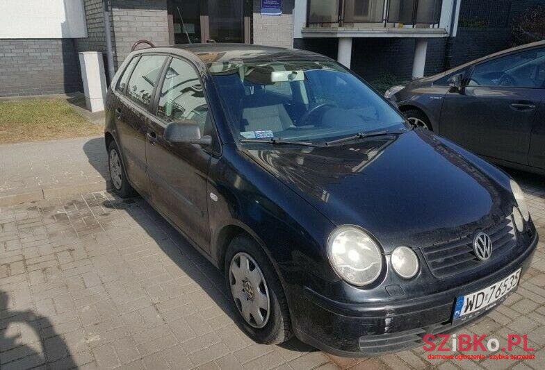 2004' Volkswagen Polo photo #1