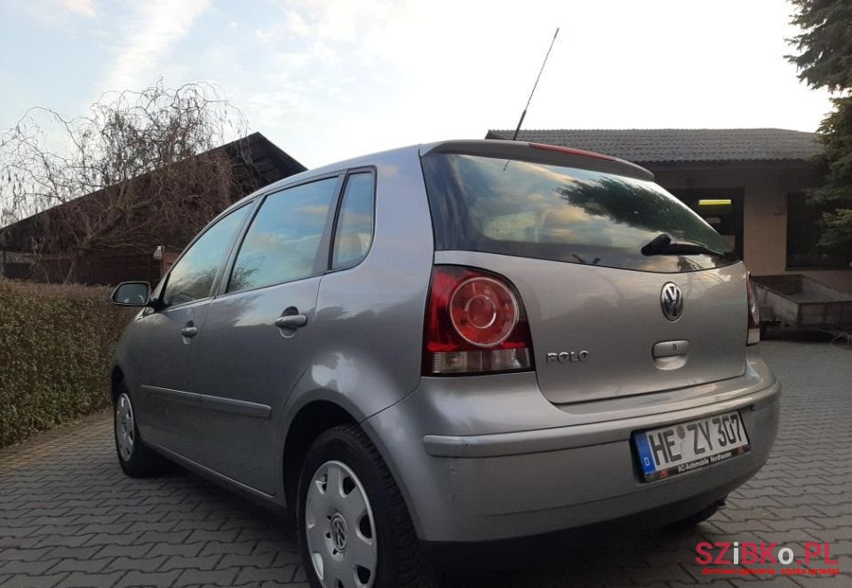 2007' Volkswagen Polo photo #4
