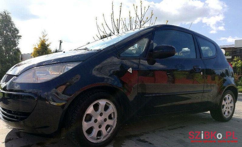 2006' Mitsubishi Colt photo #1