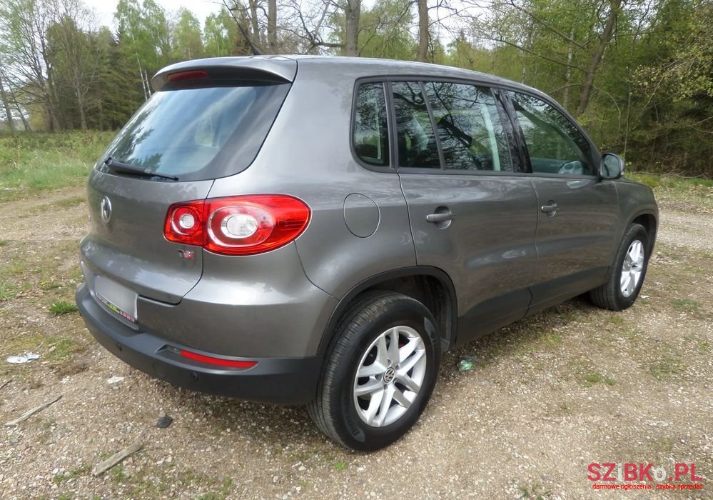 2009' Volkswagen Tiguan photo #3