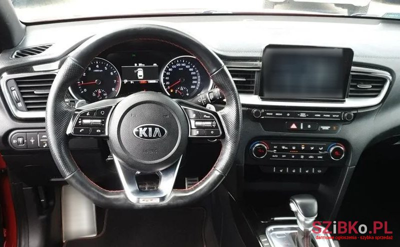 2019' Kia Proceed 1.6 T-Gdi Gt Dct photo #4