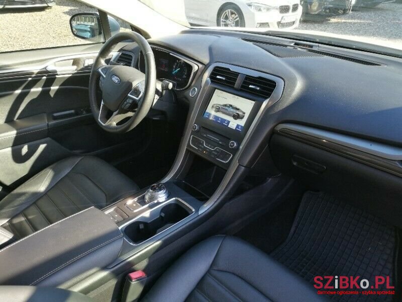 2017' Ford Fusion photo #3