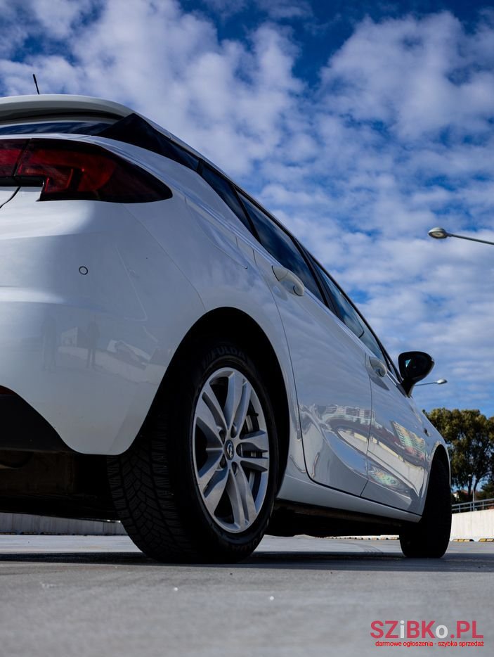 2018' Opel Astra 1.4 T Enjoy S&S photo #4