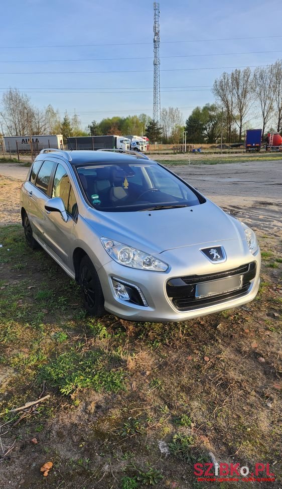 2011' Peugeot 308 1.6 Trendy photo #4