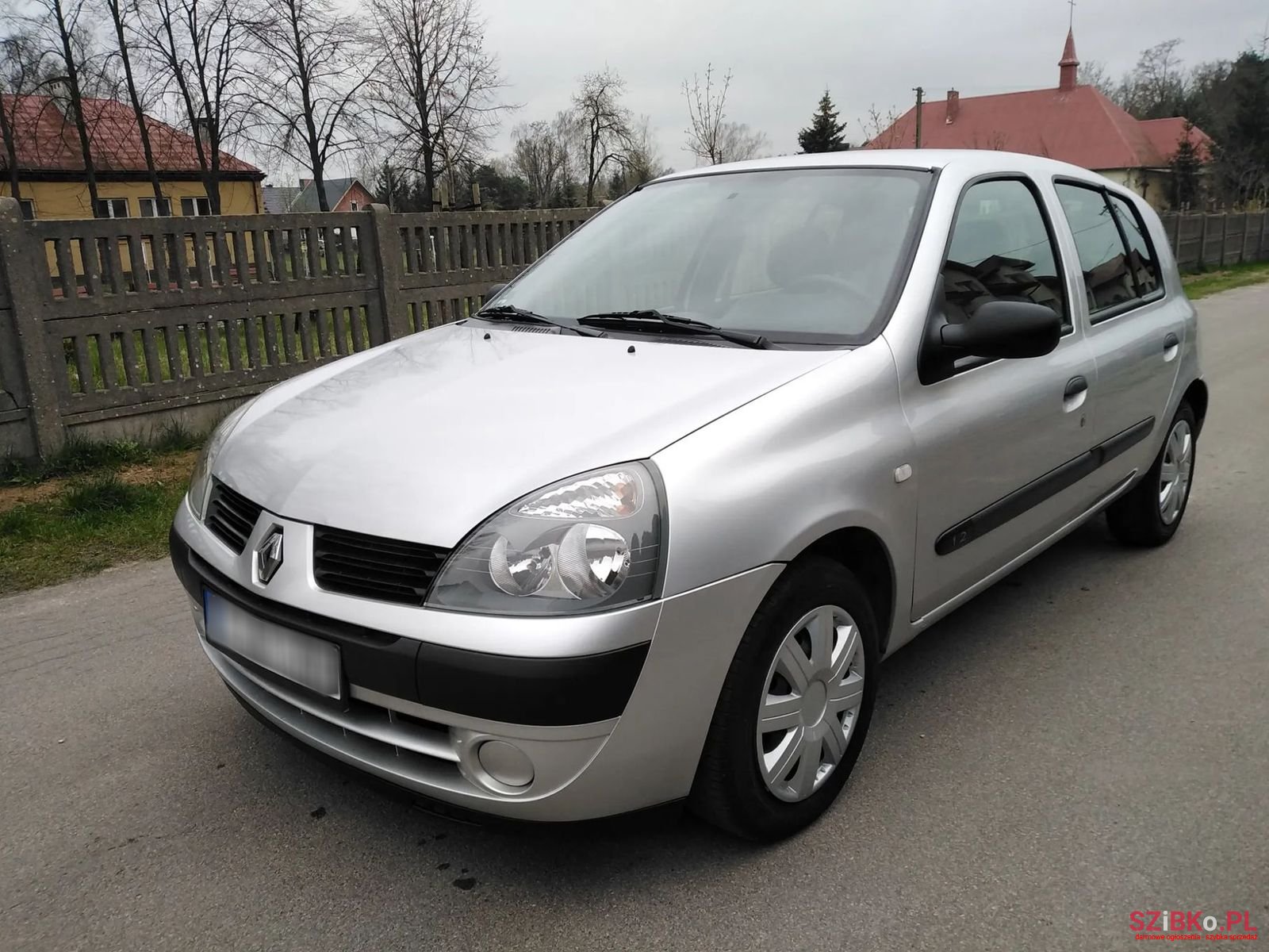 2005' Renault Clio photo #3