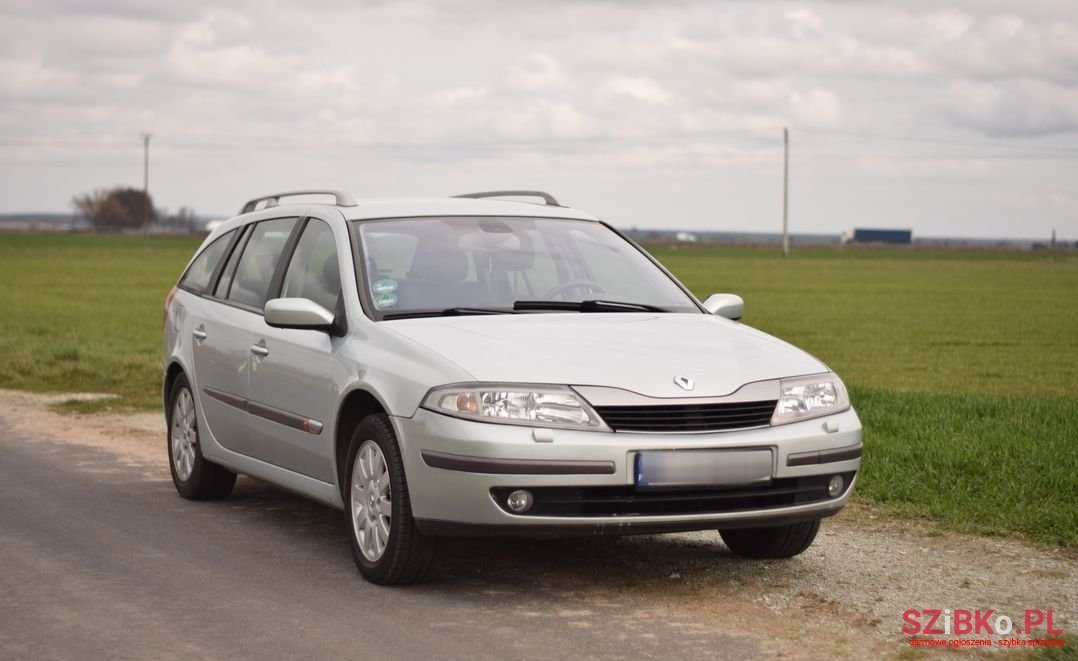 2004' Renault Laguna photo #1
