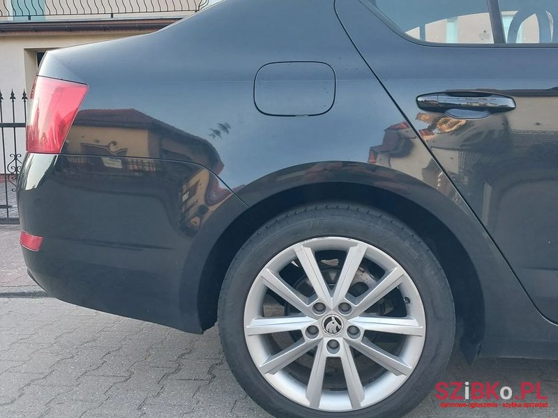 2014' Skoda Octavia 2.0 Tdi Elegance photo #5