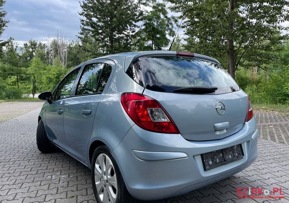 2008' Opel Corsa photo #6