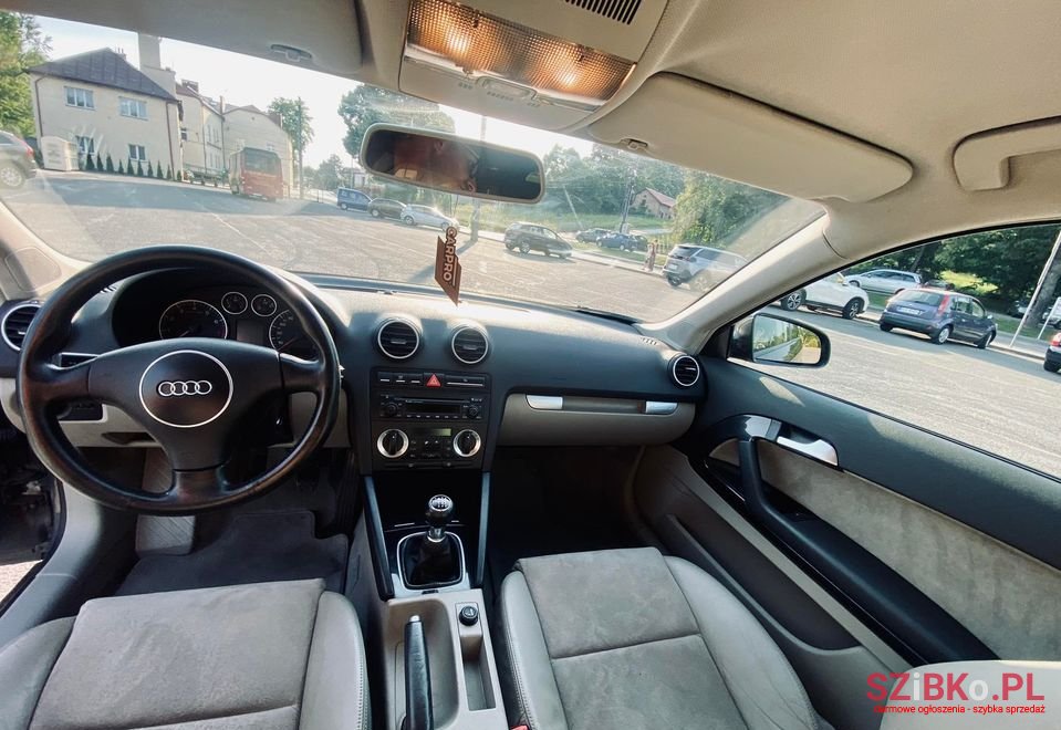 2004' Audi A3 photo #2