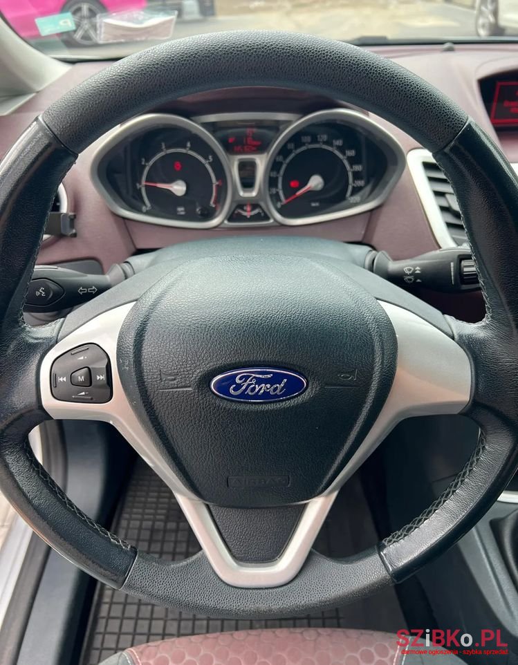 2008' Ford Fiesta photo #4