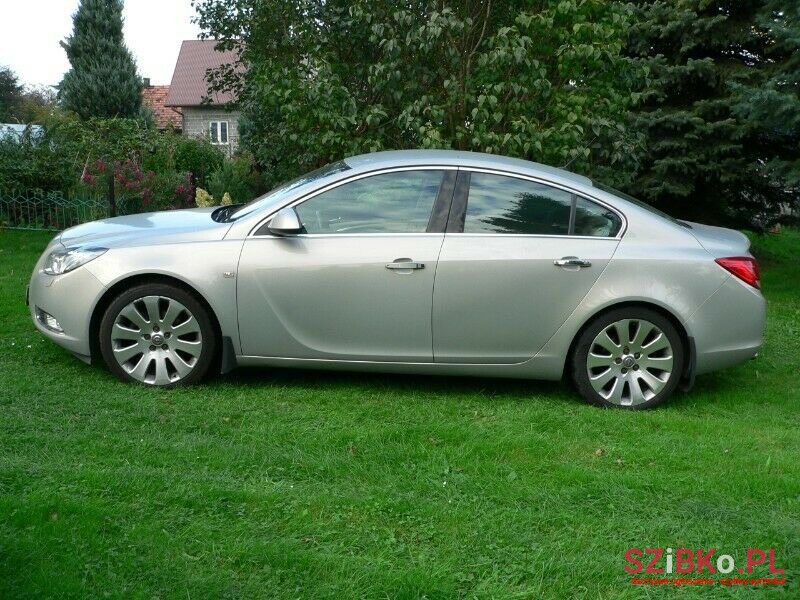 2009' Opel Insignia photo #2