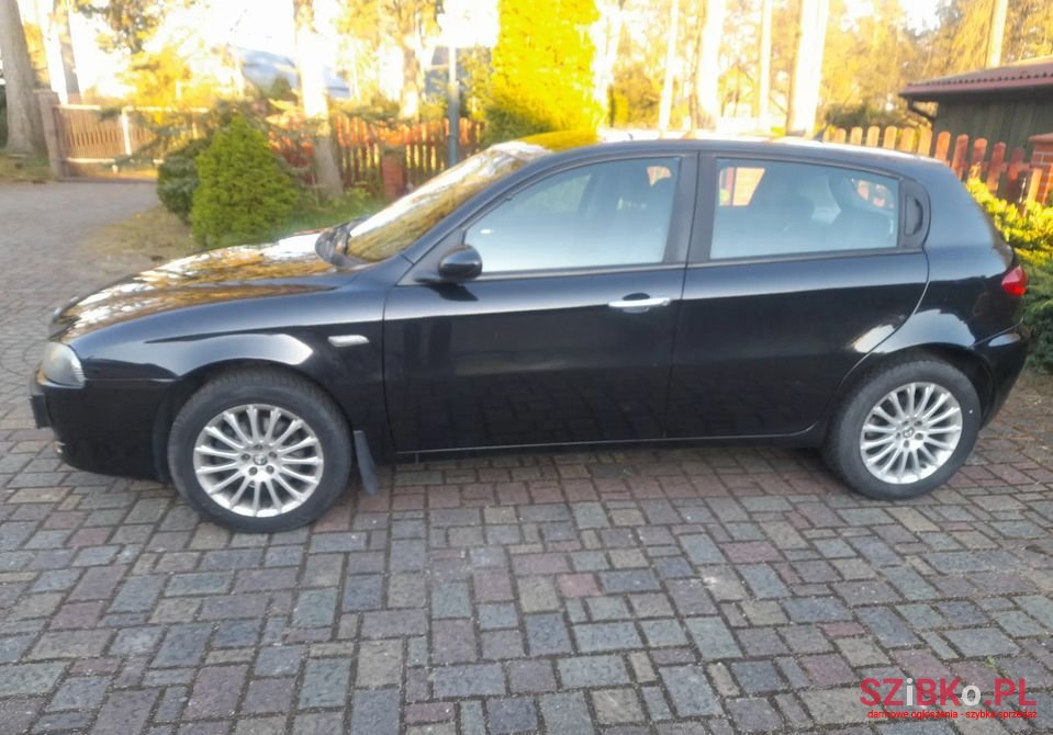 2007' Alfa Romeo 147 photo #5