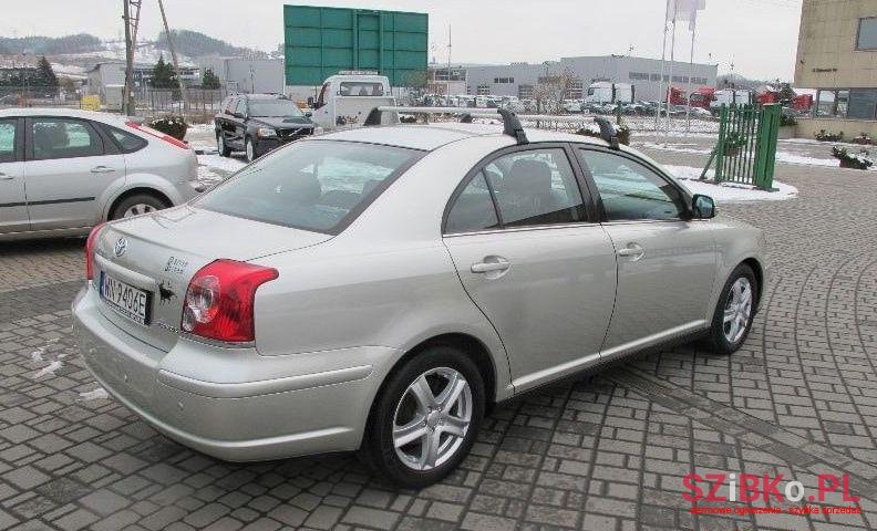 2008' Toyota Avensis photo #2