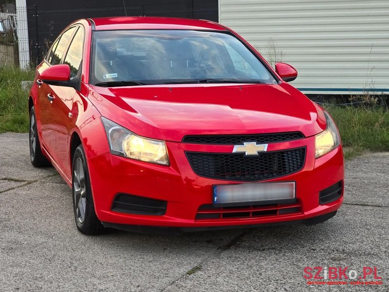 2010' Chevrolet Cruze 1.6 Base photo #2