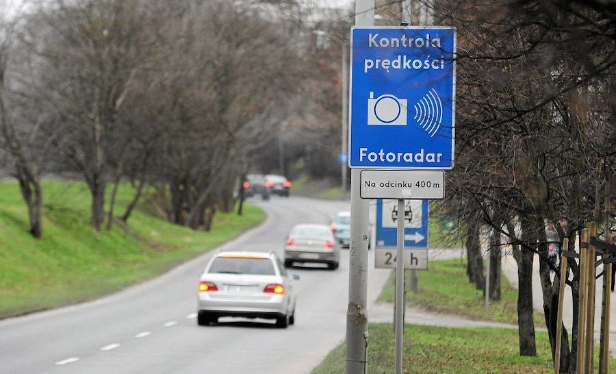 Co za tempo! Dwa nowe fotoradary już działają na drogach w Polsce. Oto lokalizacje