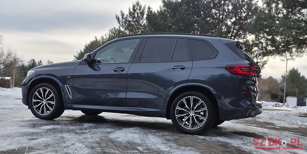 2020' BMW X5 M M50D photo #3