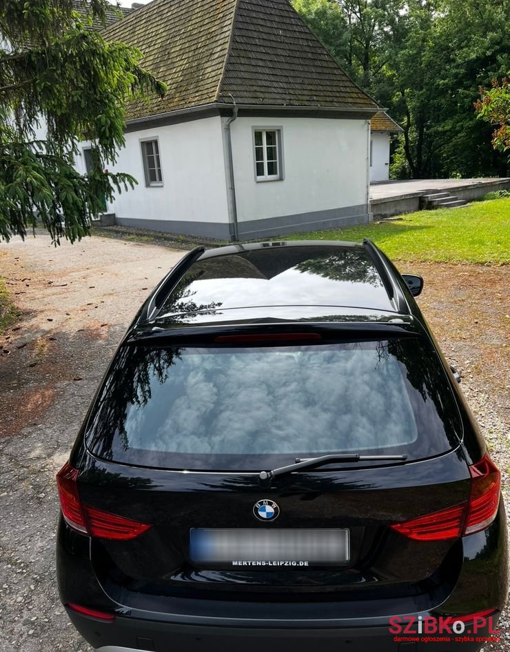 2011' BMW X1 Xdrive18D Xline photo #3