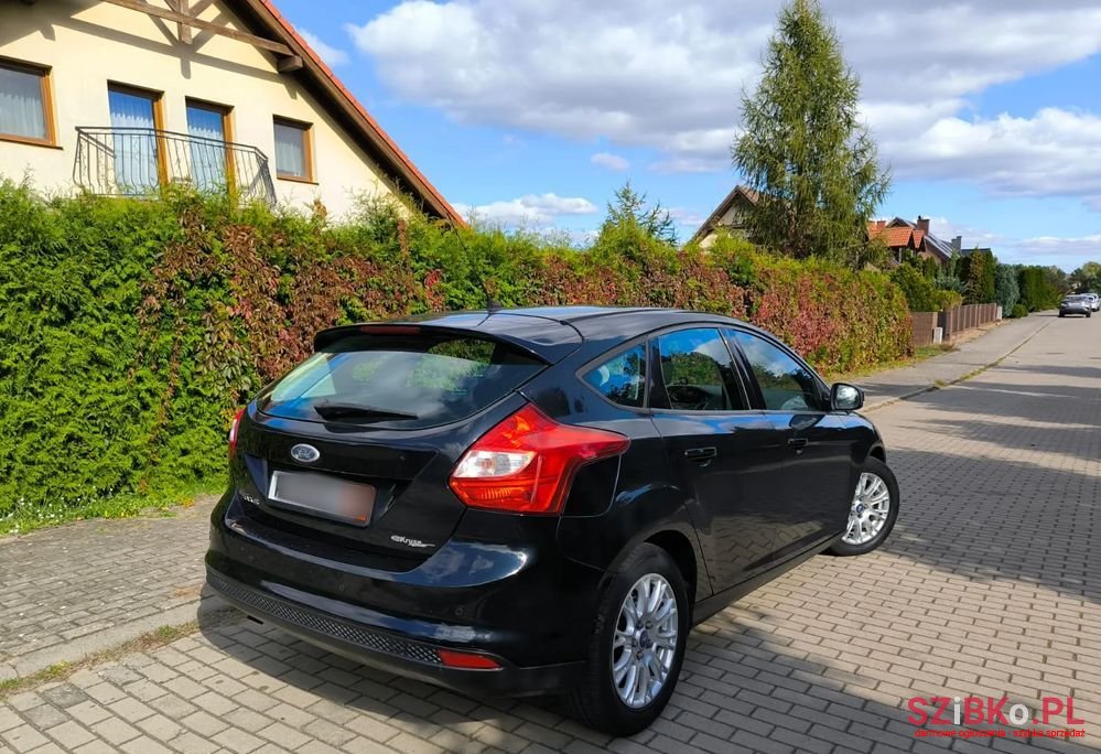 2012' Ford Focus photo #3